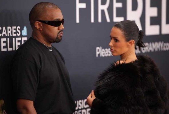 Kanye West și Bianca Censori intenționează să divorțeze