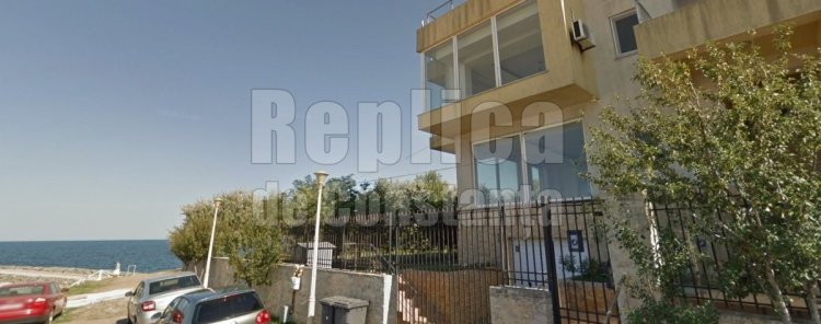Femeia care a cumpărat vila lui Gabi Stan se chinuie, de 5 ani, să cumpere un teren de lângă casă 