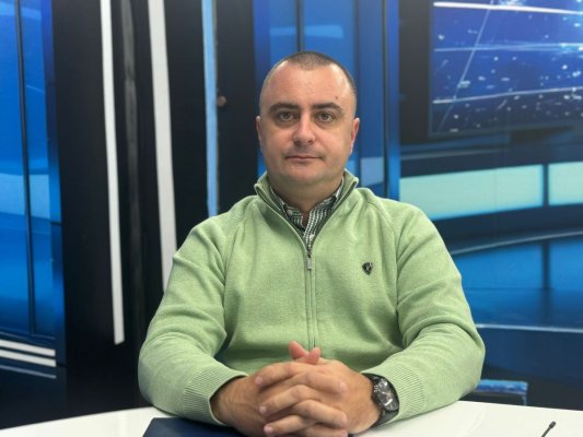 Polițiștii locali nu folosesc dispozitive video portabile și nici mașinile nu sunt dotate cu camere. Video