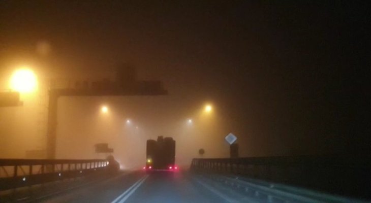 Atenție, șoferi! Se circulă în condiții de ceață, pe drumurile din Constanța
