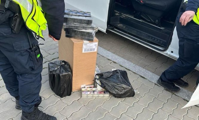 Peste 16.000 de țigarete provenite din Bulgaria, confiscate de poliţiştii de frontieră