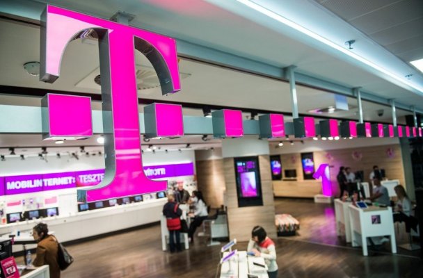 Doi giganti ai domeniului se unesc și împreună vor cumpăra Telekom România