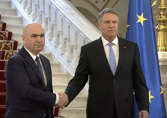 Iohannis a predat ștafeta, Ilie Bolojan a preluat mandatul de președinte interimar al României  