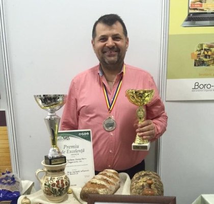 O fabrică de pâine, din Constanța, mai are puțin și se vinde gratis