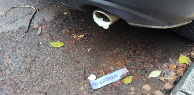Un român este suspectat că a vandalizat sute de mașini în Germania împreună cu alți tineri