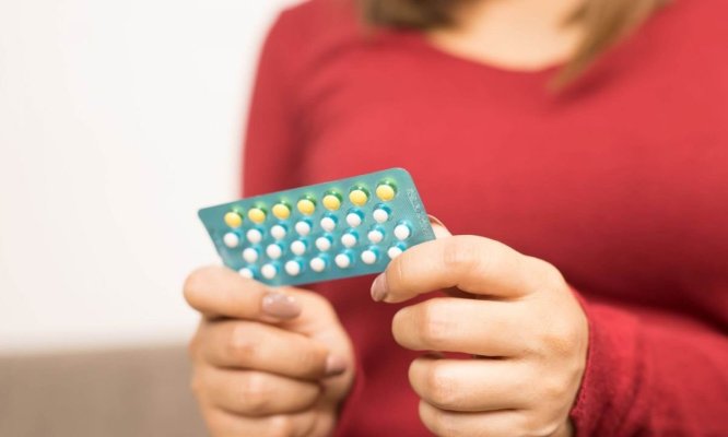 Anticoncepționalele sunt bombe cu ceas pentru sănătate: Femeile care iau riscă infarct și AVC