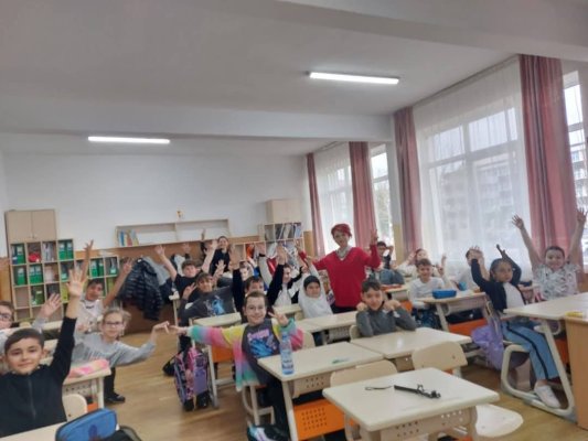 „Ziua Internațională a cititului Împreună”, marcată de elevii din școlile din Năvodari