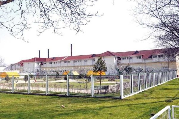 Cât câștigă un asistent medical de la Penitenciarul Poarta Albă! 