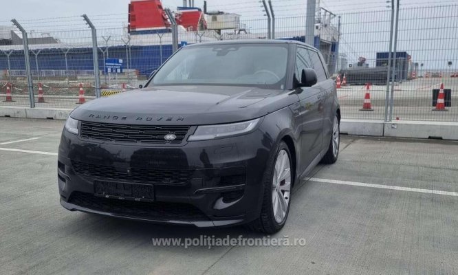 Autoturism de lux în valoare de 140.000 de euro, descoperit de poliţiştii de frontieră constănțeni