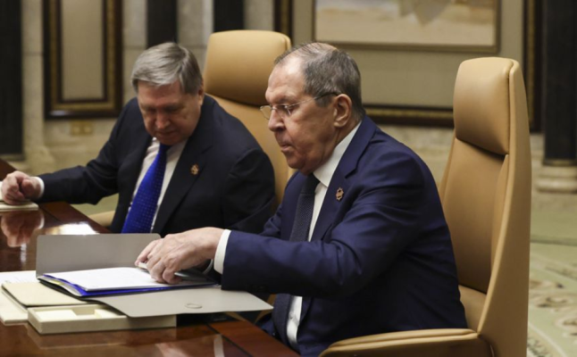 Kremlinul recunoaşte ”dreptul suveran” al Ucrainei de a adera la Uniunea Europeană, dar nu la NATO