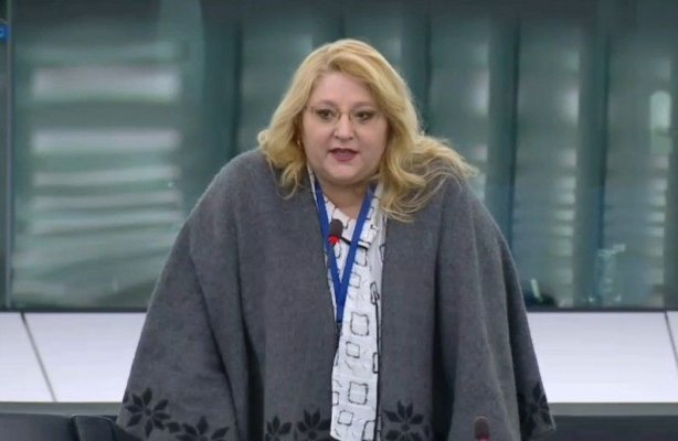Diana Șoșoacă se consideră protejată de Trump: Au zis Trump, Vance și Patel că de abia așteaptă un motiv în plus să vă ridice