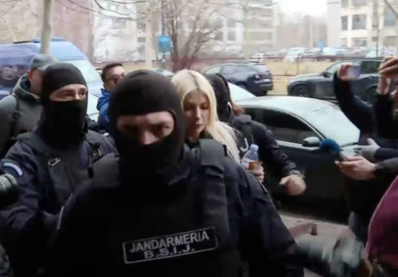 Scurgere de informații gravă în Dosarul Nordis: Laura Vicol știa că urmează perchezițiile