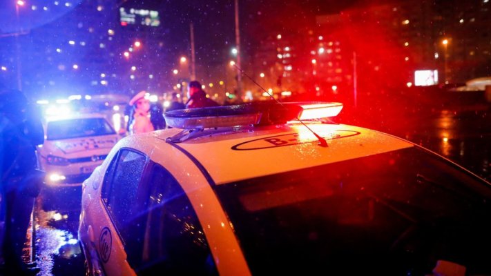Polițist găsit împușcat în cap după ce a ridicat armamentul din dotare pentru a intra în tură
