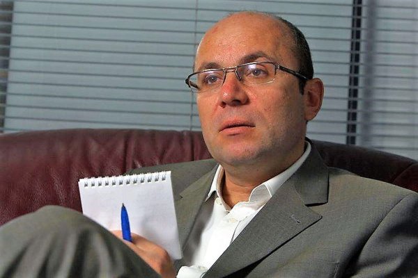 Pe lângă Realitatea PLUS, CNA a închis și GOLD FM, post de radio condus de Cozmin Gușă
