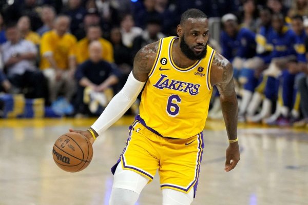 NBA: LeBron James a încheiat o serie incredibilă de 1.297 meciuri consecutive cu 10 sau mai multe puncte reuşite