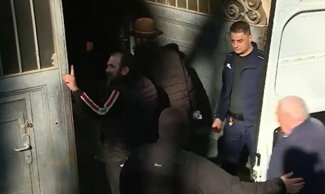 Interceptări: Cum plănuia „Comandamentul Vlad Țepeș“ să răstoarne Guvernul