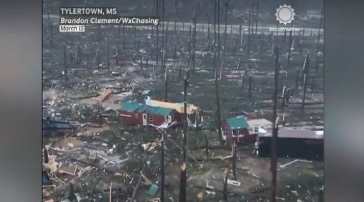 Tornadele și furtunile de praf fac ravagii în SUA. Cel puțin 34 de oameni au murit. Video