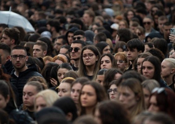 Incendiul din clubul din Macedonia de Nord: Mii de oameni au ieșit în stradă, denunțând corupția generalizată