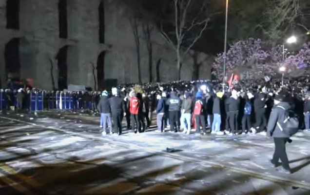Turcii nu sunt speriați de amenințările lui Erdogan. Proteste masive, la Istanbul. Video