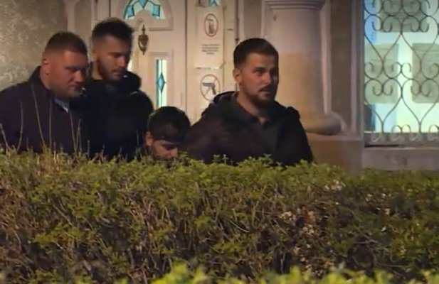 Suspecții care au torturat până la moarte un bărbat pentru un PIN au fost arestați