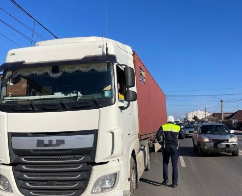 Transportatorii de mărfuri, verificați de polițiștii constănțeni. Amenzi de aproape 33.000 de lei