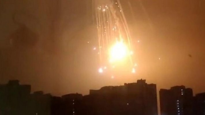 Rusia a atacat masiv Kievul cu drone: incendii în clădiri de apartamente din întregul oraş