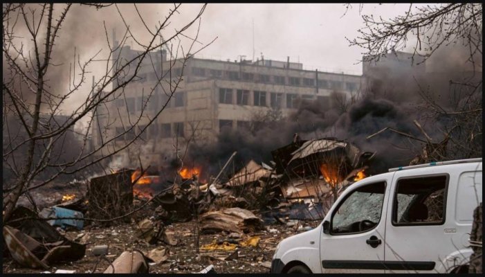 Rusia e acuzată de negocieri „goale de conținut”, în timp ce bombardează spitale și blocuri