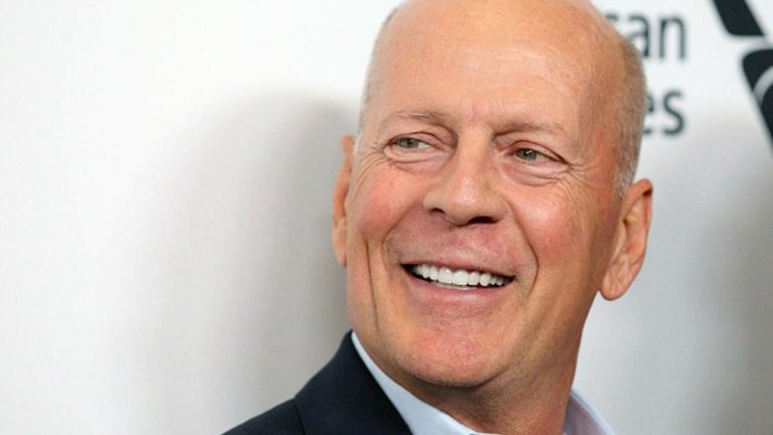 Bruce Willis împlinește 70 de ani. Imagini de colecție din cariera celebrului actor diagnosticat cu demență