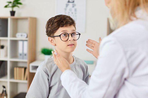 Cum să creștem copii sănătoși: Alimentație echilibrată și activitate fizică pentru protecție pe termen lung