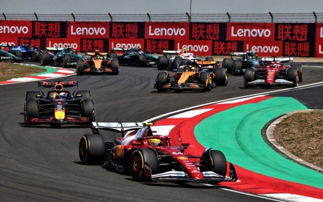 Auto - F1: Grilele inversate ar putea fi introduse la cursele de sprint