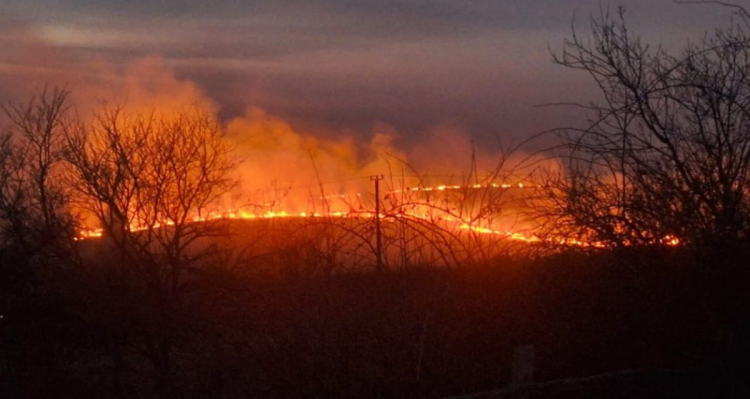 Incendiu uriaș la granița dintre Transnistria și Ucraina