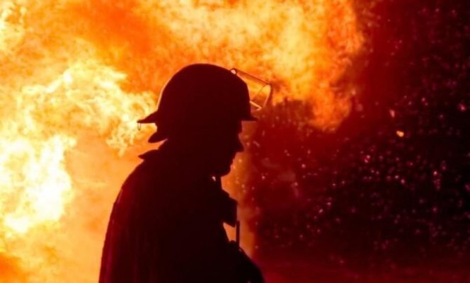 Cei care provoacă incendii de vegetaţie riscă să plătească intervenţia de stingere
