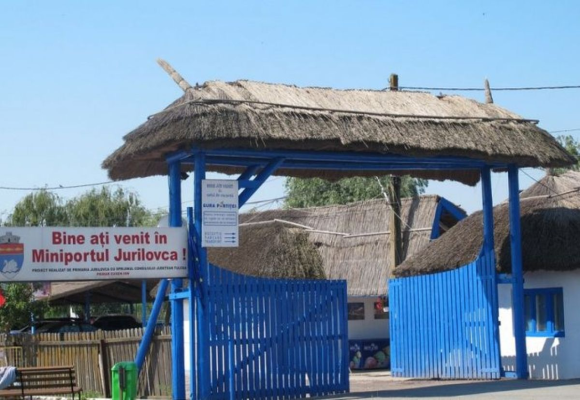 Licitația pentru sediul ANR din Jurilovca a fost anulată. E în pericol să se scufunde!