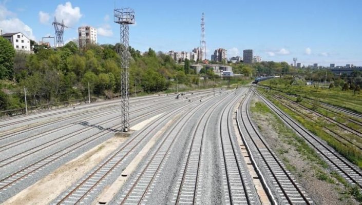 Accident grav în miez de noapte pe raza SRCF Constanța. Tren de călători, blocat aproape două ore după ce a lovit o femeie
