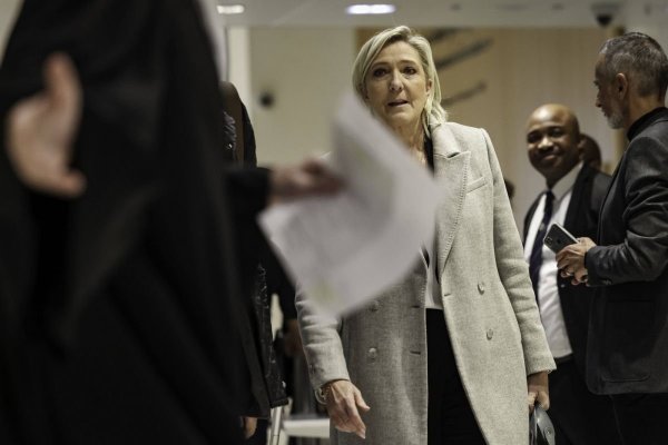 Marine Le Pen ar putea fi scoasă total din joc. Decizia care îi anulează orice șansă
