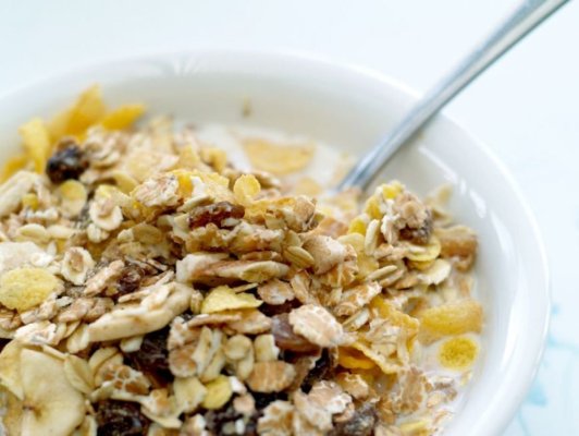 Cerealele „sănătoase“ din supermarketuri, pline de riscuri pentru sănătate. Ce trebuie să știi