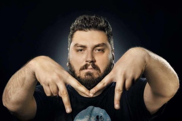 Ordin de protecție pentru bărbatul care l-a atacat pe Micutzu! Acuzat că și-a maltratat nevasta