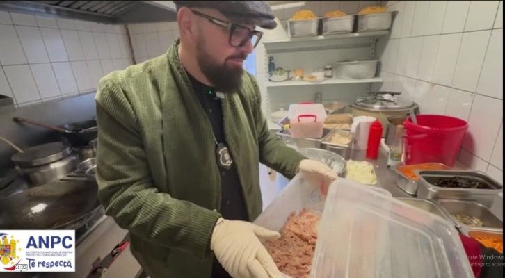 Piedone a descins la un renumit restaurant chinezesc din zona bună a Bucureștiului
