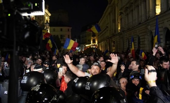 Urmările violențelor de la protestul pentru Călin Georgescu: 13 jandarmi au fost răniți