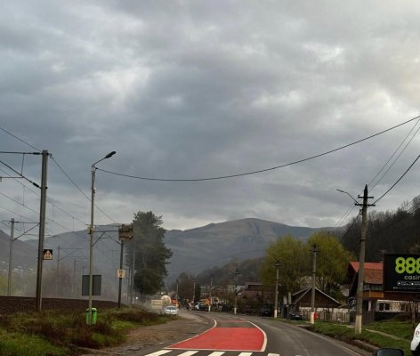 Alertă! DN 1 închis în dreptul localității Comarnic: Scurgeri de acid sulfuric dintr-o cisternă