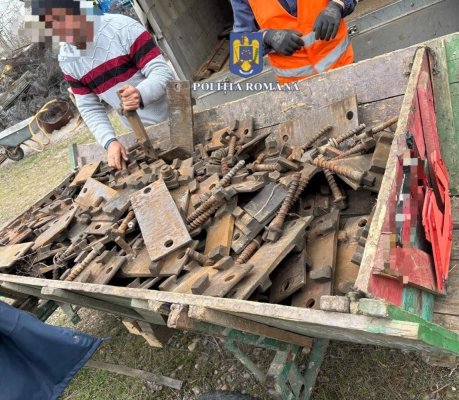Bărbat, de 40 de ani, prins în timp ce fura plăcuţe de fixare a şinei de cale ferată, la Nazarcea
