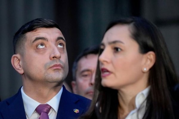 Anamaria Gavrilă s-a retras din cursa pentru Cotroceni, în favoarea lui Simion. Video