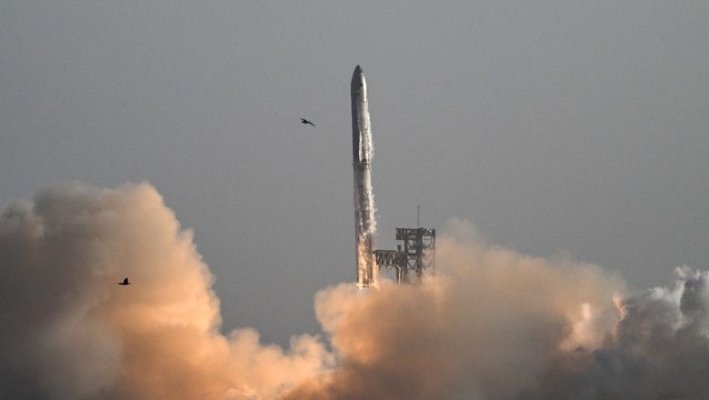 Al doilea eșec consecutiv pentru Elon Musk. Nava Starship a explodat în timpul celei de-a opta lansări de test. Video