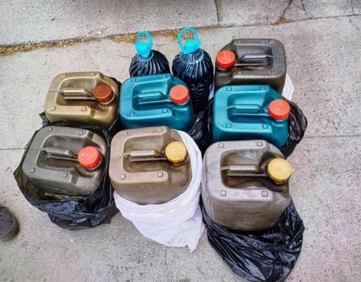 Jandarmii au descoperit doi bărbați care transportau ilegal combustibil