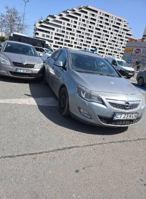 Un șofer constănțean a fost făcut celebru de cablul de la frâna de mână 
