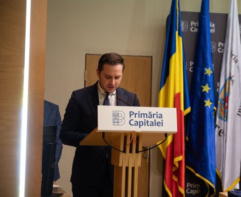 Stelian Bujduveanu a strâns 48.000 €  la botez și 200.000 de lei donație de la tăticul, patronul hotelului Richmond, din Mamaia