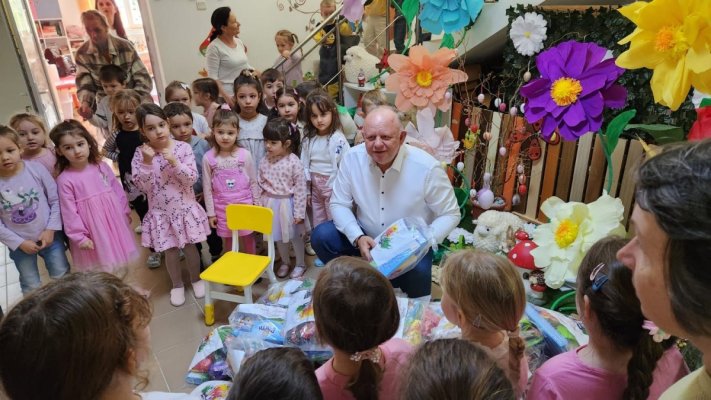 Primarul din Agigea, Cristian Cîrjaliu, continuă campania ”Bucurii pentru copii” 