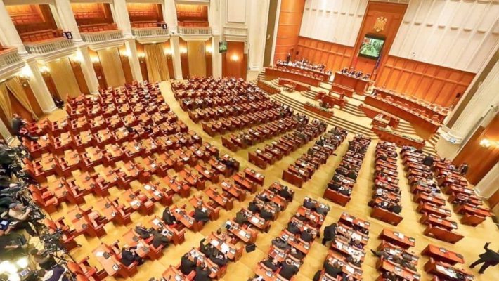 Moţiunea simplă AUR-POT, împotriva ministrului de Externe Emil Hurezeanu, dezbătută marţi în plenul Camerei Deputaţilor