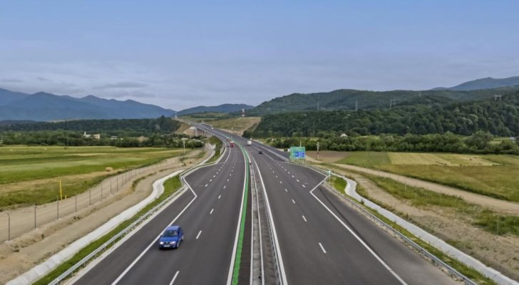 Câți kilometri de autostradă a deschis România în 2024. Un sfert din drumurile țării sunt încă acoperite cu piatră și pământ