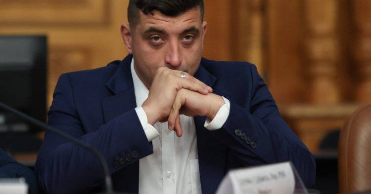 Simion: Le mulțumesc românilor din diaspora, au arătat că nu există două Românii
